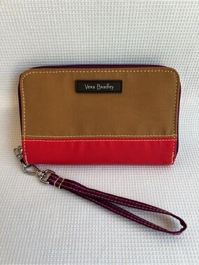 Vera Bradley Grab & Go Wristlet Hot Lava Colorblocked Brown and Red Wallet